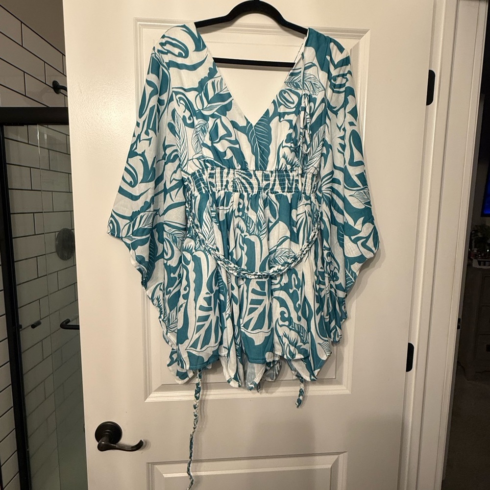Elegant Teal and White Women's Blouse